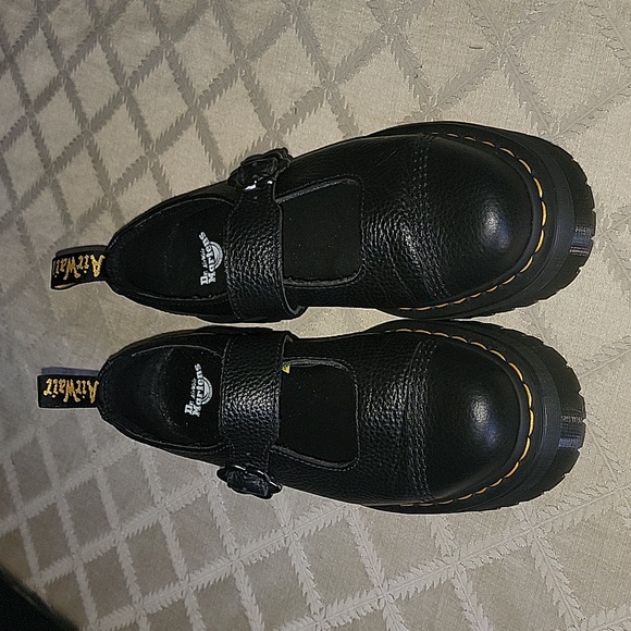 DR. Martens Addina Flower Buckle Maryjane Platforms - Picture 3 of 12